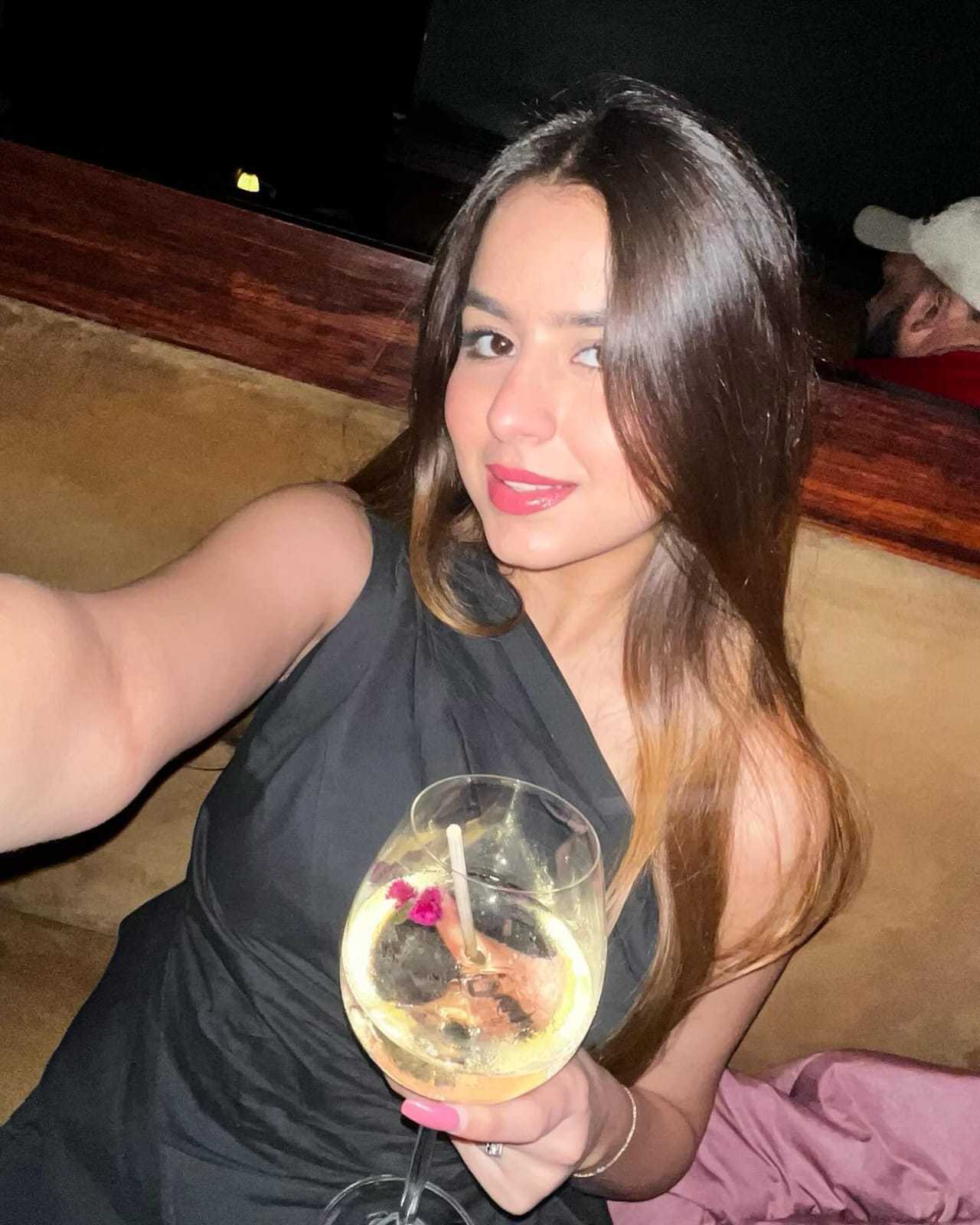 Find Dubai Escort Girl